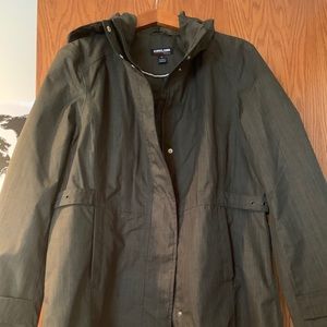 Women’s Windbreaker size Large
